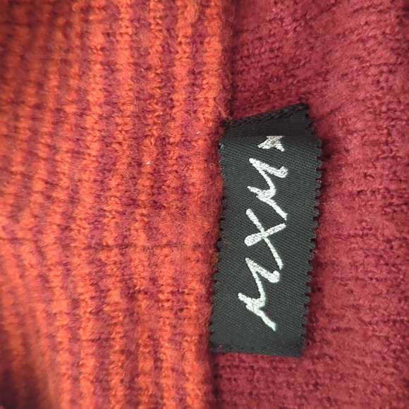 Long sleeve knit sweater - Picture 6 of 7